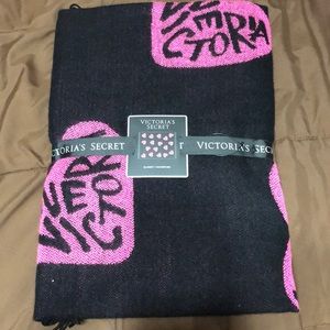 NEW Victoria’s Secret Blanket